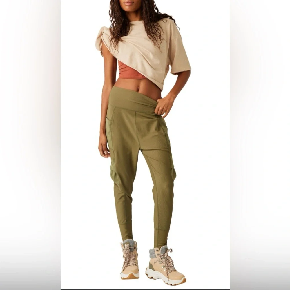 NWOT Free People Movement Small Take a Hike Harem Pants Green $128 Retail New - Picture 6 of 7